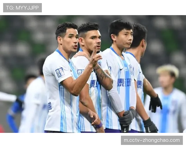 四万球迷助威难换一胜 成都金牌球市背后的实力鸿沟