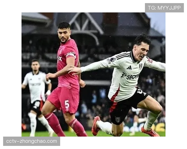 利物浦四场失利均发生在客场，客场作战的防守强度下滑明显